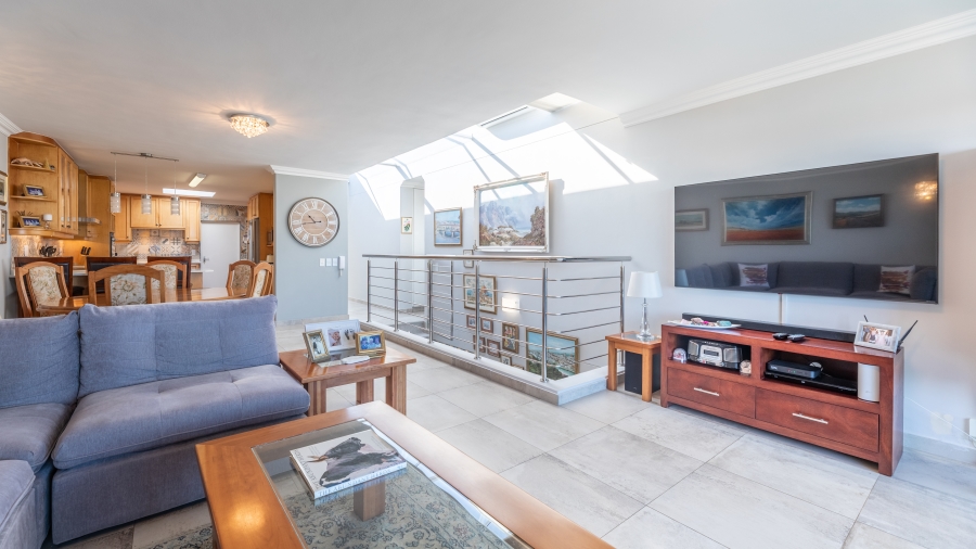 3 Bedroom Property for Sale in Bloubergstrand Western Cape